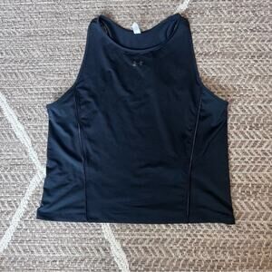 UA ARMOUR SG TANK (cropped)
